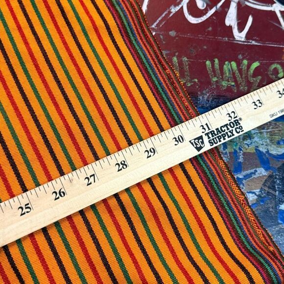 Handwoven Vintage Guatemalan Poncho - Intricate Embroidery & Mayan Patterns, M/L - Picture 9 of 13